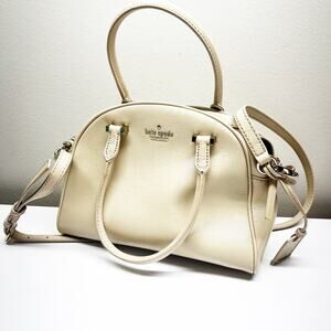 Kate Spade Cedar Street Small Pearl Patent Leather Bag in Pebble